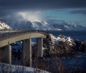 Góry, Zima, Norwegia, Lofoty, Most