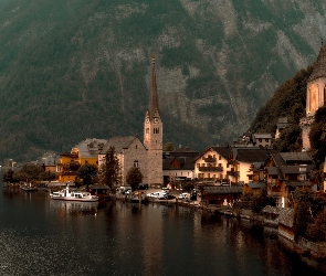Kościół, Domy, Alpy Salzburskie, Austria, Hallstatt, Góry, Jezioro Hallstattersee