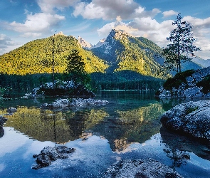 Niemcy, Las, Skały, Chmury, Drzewa, Jezioro Hintersee, Bawaria, Góry, Alpy