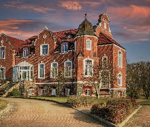 Krzewy, Zachód słońca, Gerswalde, 
Drzewa, Schloss Herrenstein, Niemcy, Hotel