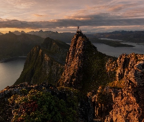 Morze Norweskie, Wyspa Senja, Góry, Norwegia, Szczyty, Skały