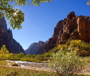 Skały, Góry, Stan Utah, Drzewa, Rzeka, Park Narodowy Zion, Stany Zjednoczone