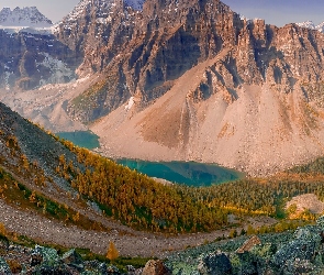 Jezioro, Skały, Lasy, Drzewa, Góry