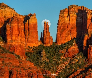 Arizona, Księżyc, Cathedral Rock, Skały, Stany Zjednoczone