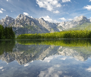 Jezioro Almsee, Austria, Odbicie, Drzewa, Góry