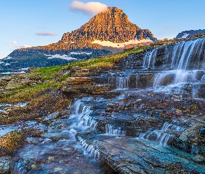 Skały, Wodospady, Stan Montana, Stany Zjednoczone, Park Narodowy Glacier, Góra
