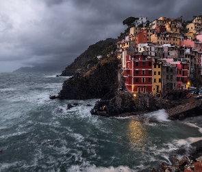Cinque Terre, Domy, Włochy, Kolorowe, Skały, Riomaggiore, Zatoka, Morze