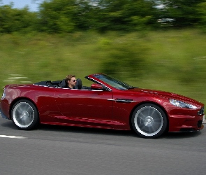 Aston Martin DBS, V12