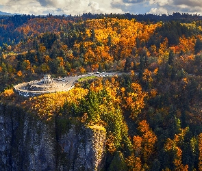 Stan Oregon, Crown Point, Muzeum Vista House, Stany Zjednoczone, Skały, Jesień, Lasy