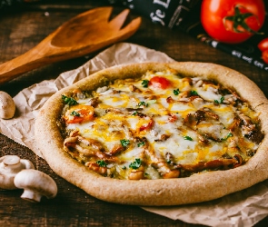 Pomidory, Łyżka, Grzyby, Pizza, Pieczarki, Drewniana