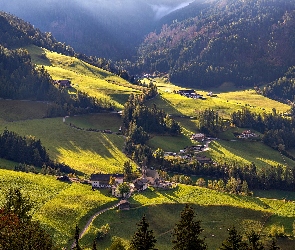 Dolina, Włochy, Góry, Domy, Santa Maddalena