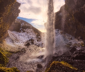 Islandia, Wodospad Kvernufoss, Omszone, Skały