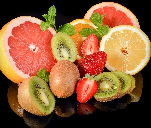 Grejpfrut, Czarne tło, Truskawka, Kiwi, Owoce