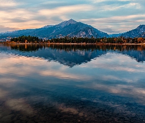 Kolorado, Odbicie, Dillon Lake, Stany Zjednoczone, Drzewa, Jezioro, Góry