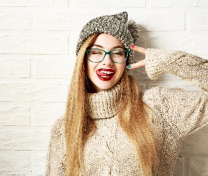 Blondynka, Uśmiech, Okulary, Czapka, Kobieta
