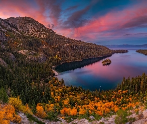 Stany Zjednoczone, Chmury, Drzewa, Kalifornia, Wyspa Fannette, Tahoe Lake, Góry, Park Emerald Bay, Jezioro, Lasy