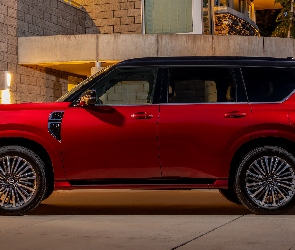 Nissan Armada, Bok