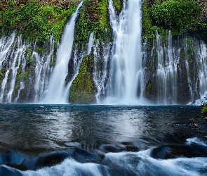 Burney Falls, Skały, Wodospad, Roślinność, Stan Kalifornia, Kaskada, Stany Zjednoczone, Park Stanowy McArthur-Burney Falls