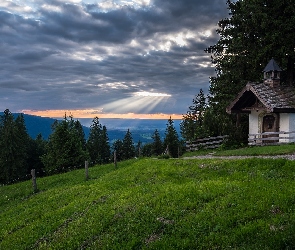 Góry, Drzewa, Kaplica