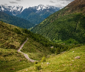 Droga, Chmury, Wzgórza, Dolina, Góry