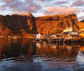 Lofoty, Domy, Góry, Morze, Norwegia
