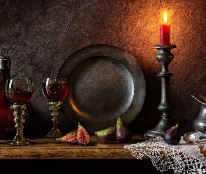 Talerz, Świecznik, Kompozycja, Świeca, Serwetka, Kieliszki, Figi, Karafka