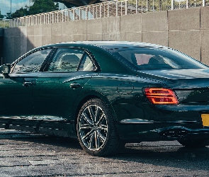 Hybryda, 2021, Bentley Flying Spur