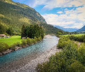 Dolina, Góry, Krzewy, Rzeka, Drzewa, Domy