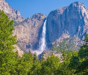 Wodospad, Drzewa, Kalifornia, Park Narodowy Yosemite, Stany Zjednoczone, Góry