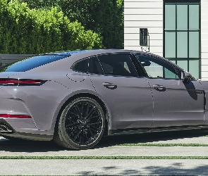 Porsche Panamera, Turbo S