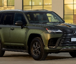 Lexus LX, Overtrail