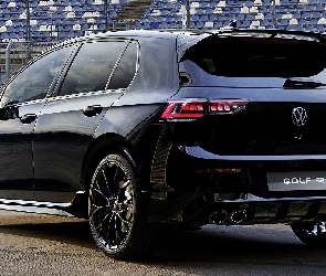 Volkswagen Golf, R
