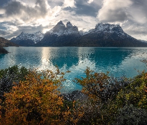 Park Narodowy Torres del Paine, Lago Nordenskjold, Patagonia, Chile, Góry, Jezioro