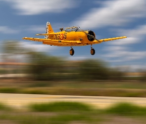 Żółty, North American T-6 Texan, Samolot