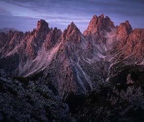 Skały, Dolomity, Włochy, Góry