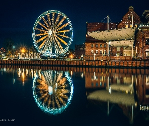 Gdańsk, Odbicie, Rzeka, Polska, Dom, Koło AmberSky, Motława