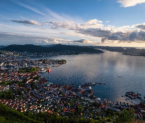 Bergen, Góry, Domy, Morze, Norwegia