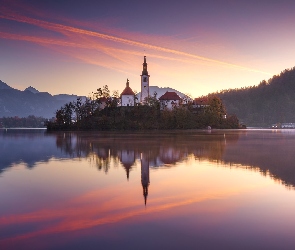 Odbicie, Kościół, Wyspa Bled, Słowenia, Jezioro Bled, Góry