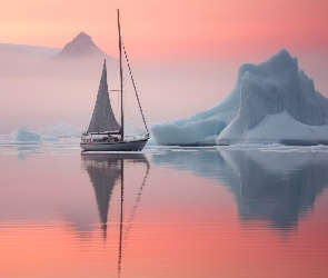 Góra lodowa, Wschód słońca, Żaglówka