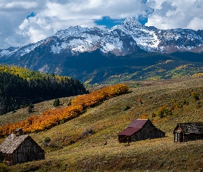 Góry, Kolorado, Jesień, Stany Zjednoczone, Chmury, Domki, San Juan Mountains, Las, Drzewa