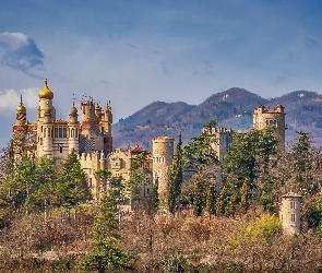 Gmina Grizzana Morandi, Jesień, Rocchetta Mattei, Włochy, Drzewa, Zamek, Wzgórza