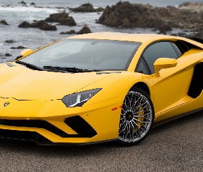Żółte, Lamborghini Aventador S