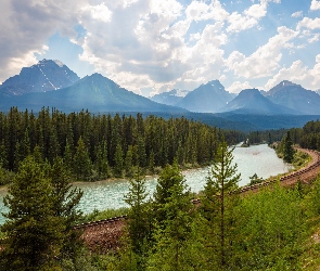 Kanada, Chmury, Tory, Alberta, Bow River, Rzeka, Góry Skaliste, Las, Park Narodowy Banff, Drzewa