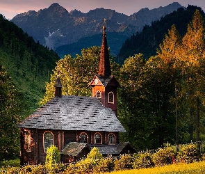 Drzewa, Kościół św Anny, Tatrzańska Jaworzyna, Słowacja, Góry, Tatry