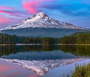 Góry, Stan Oregon, Las, Stany Zjednoczone, Chmury, Drzewa, Stratowulkan Mount Hood, Jezioro, Trillium Lake