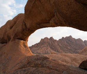 Skały, Łuk skalny, Góry