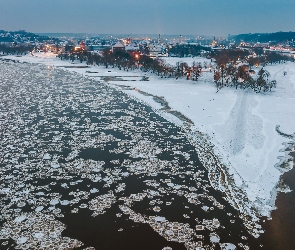 Niemen, Kra, Śnieg, Rzeka, Miasto, Litwa, Kowno, Domy, Zima, Drzewa