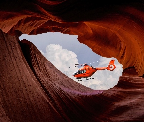 Helikopter, Jaskinia, Niebo