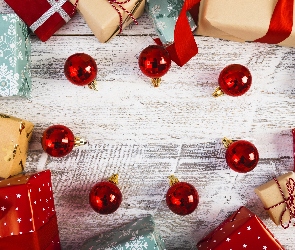 Białe, Prezenty, Świąteczna, Deski, Bombki, Kompozycja, Czerwone