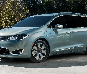 Chrysler Pacifica, Hybryda